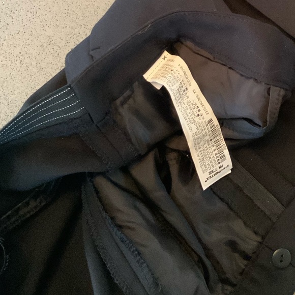 Zara Basic black jogger-waist slacks - Picture 7 of 8